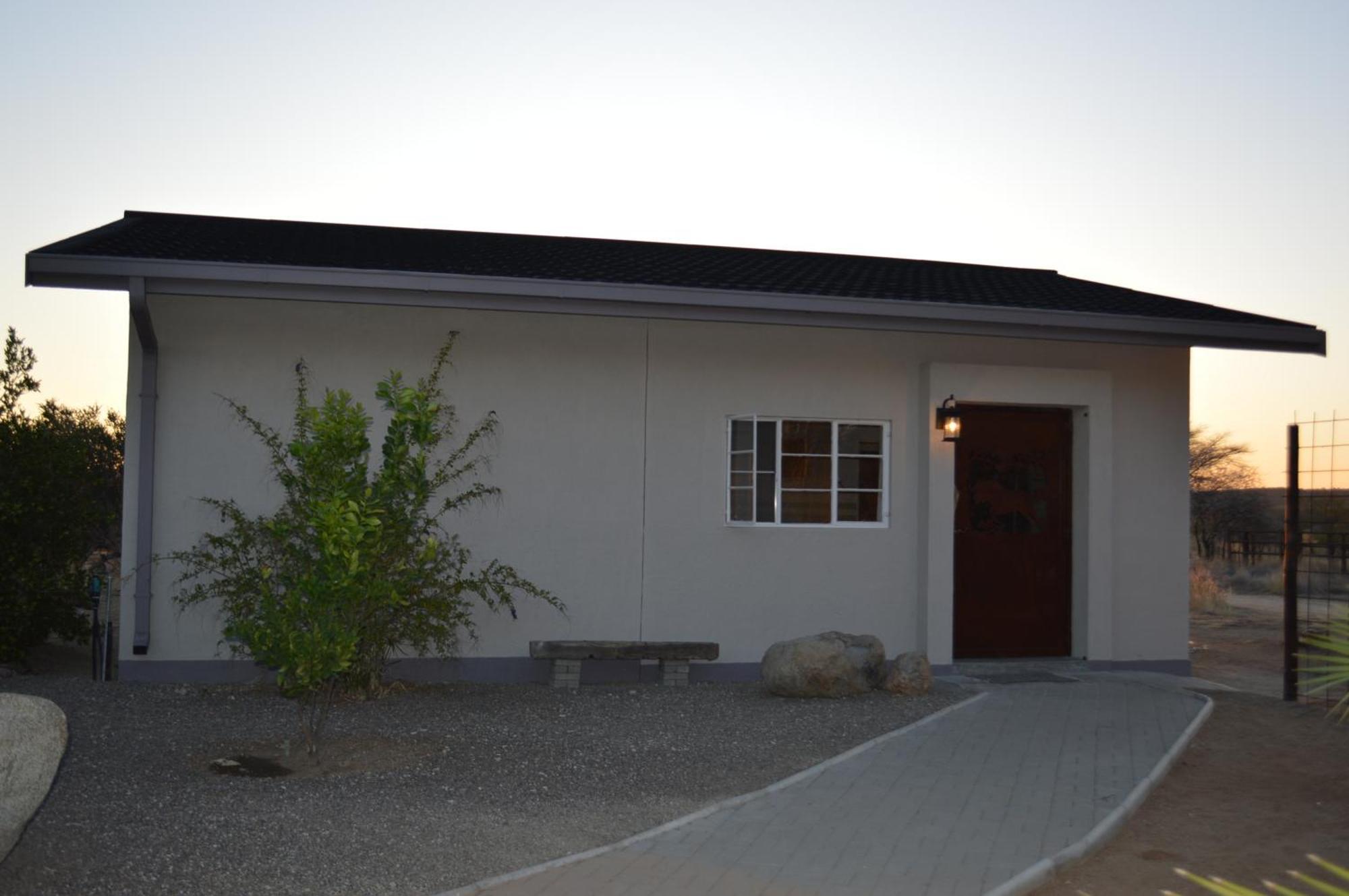 Otjohotozu Guestfarm Hotel Omaruru Exterior photo